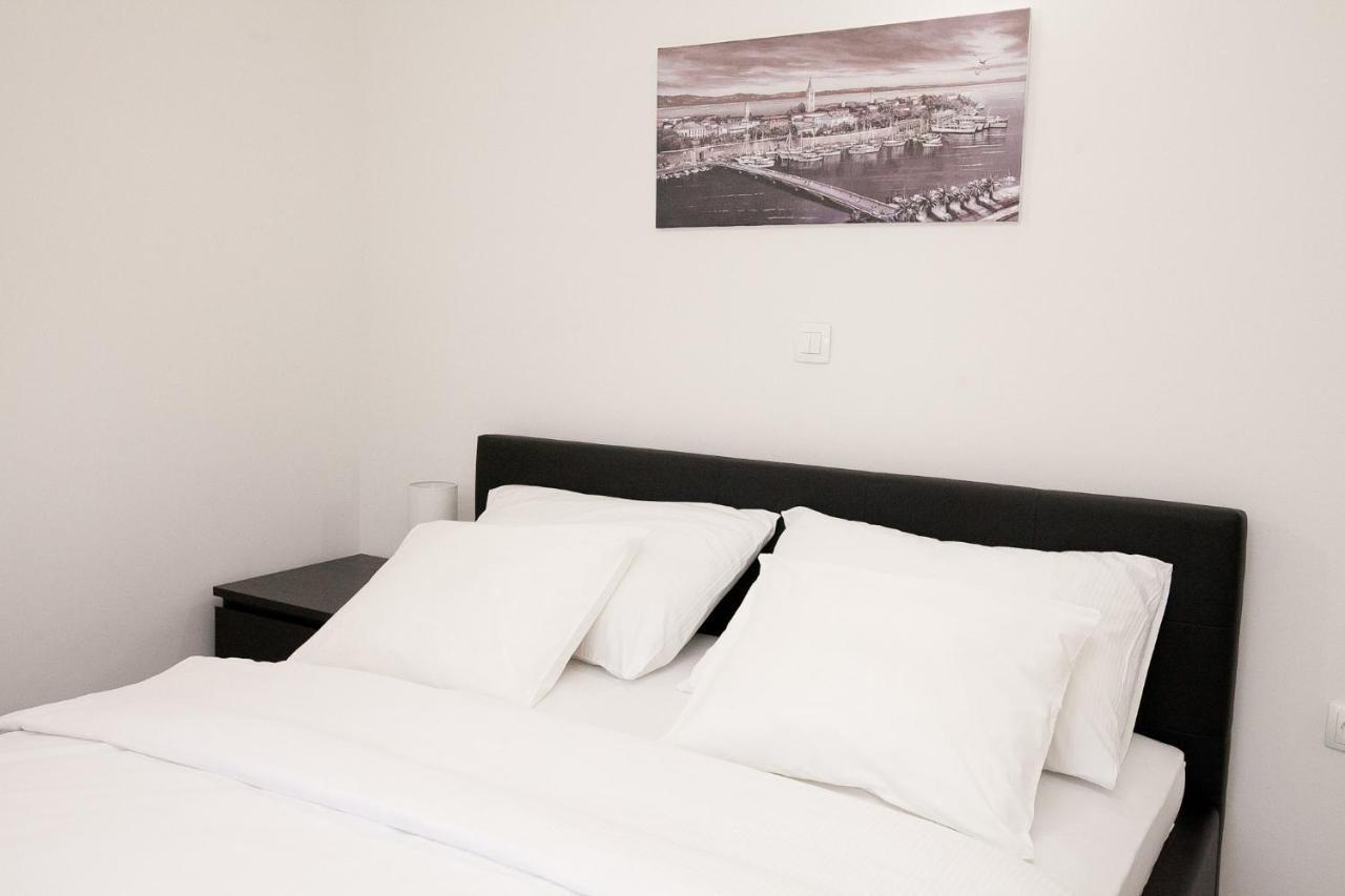 Studio Apartments Tara Zadar Ngoại thất bức ảnh
