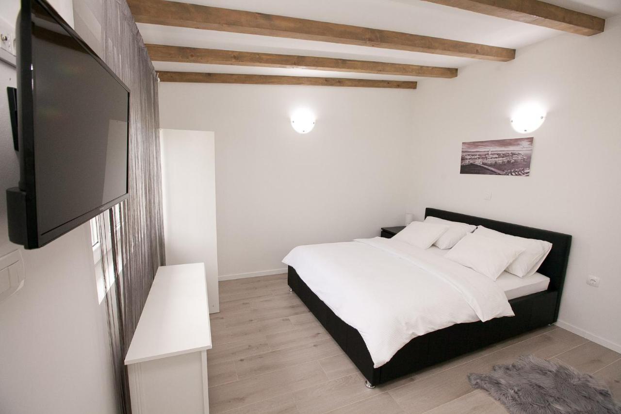 Studio Apartments Tara Zadar Ngoại thất bức ảnh