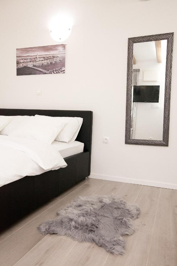 Studio Apartments Tara Zadar Ngoại thất bức ảnh