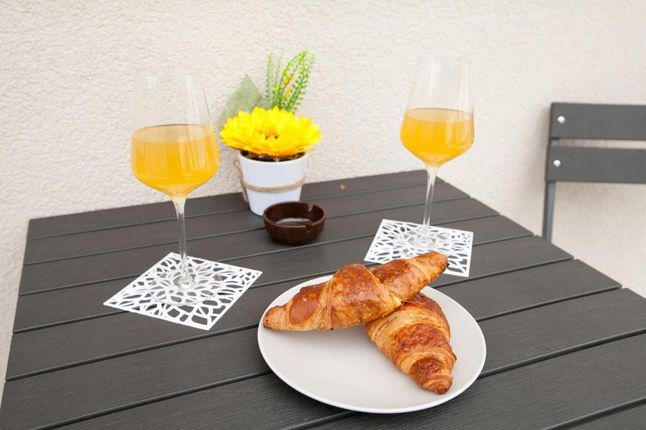 Studio Apartments Tara Zadar Ngoại thất bức ảnh