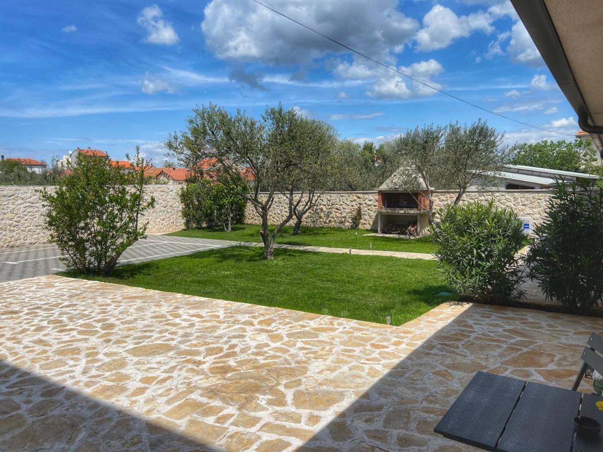 Studio Apartments Tara Zadar Ngoại thất bức ảnh