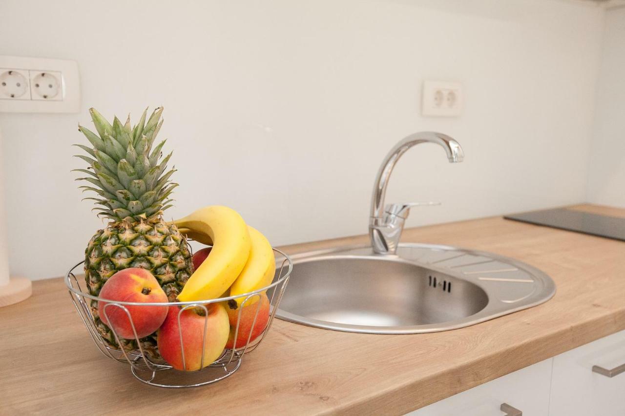 Studio Apartments Tara Zadar Ngoại thất bức ảnh