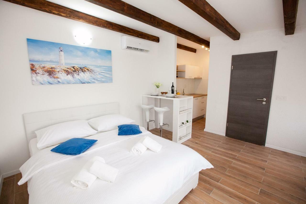 Studio Apartments Tara Zadar Ngoại thất bức ảnh