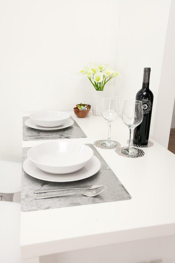 Studio Apartments Tara Zadar Ngoại thất bức ảnh