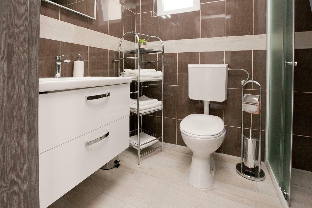 Studio Apartments Tara Zadar Ngoại thất bức ảnh